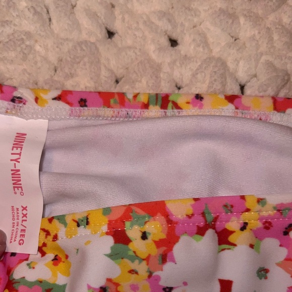 NWT Floral Bikini Bottom - Picture 3 of 6